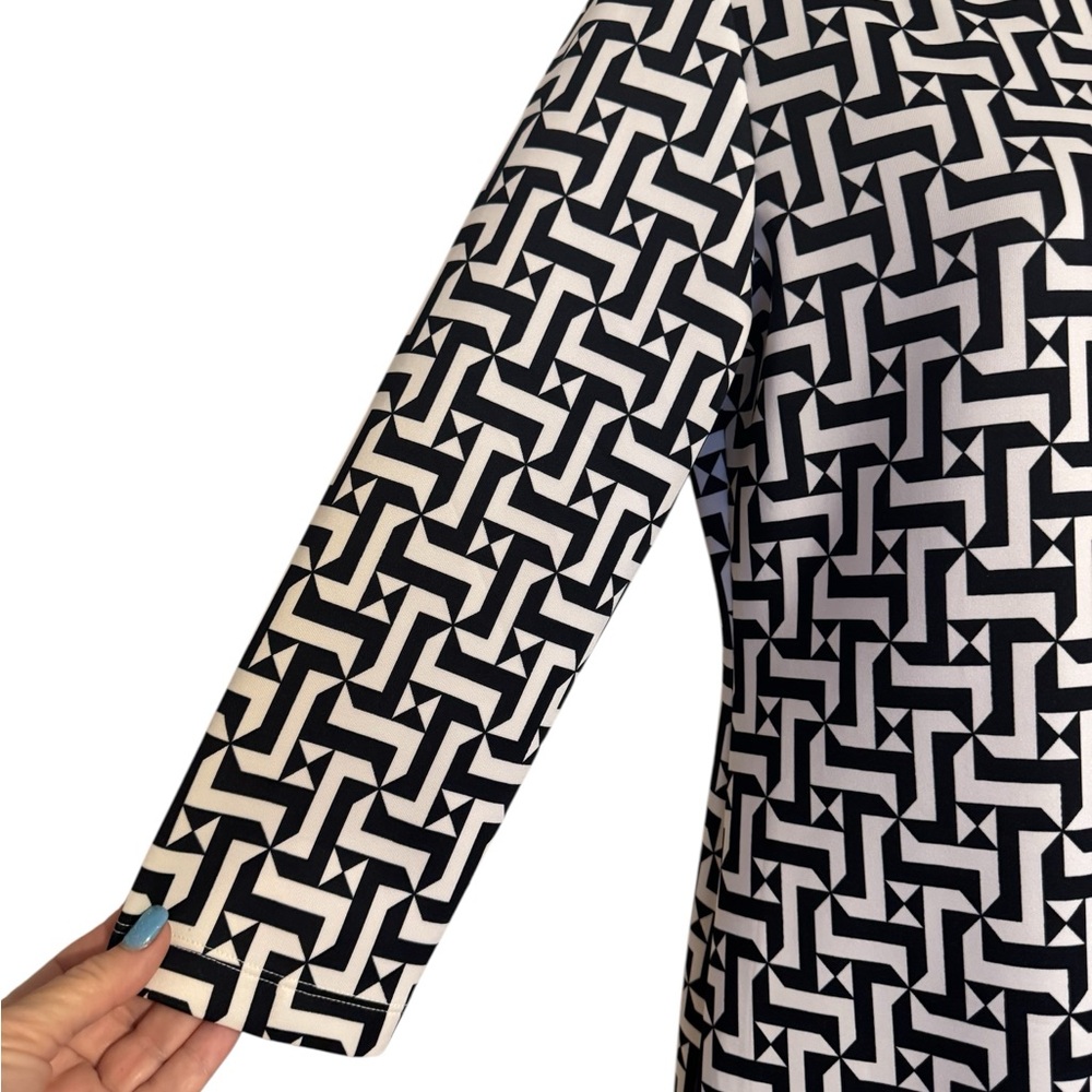 NWT Tiana B. Black/White Patterned Perfect for FALL/OFFICE Dress   SIZE: 8   #CL - Picture 3 of 9